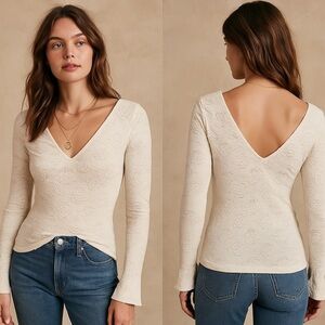 Free People Intimately Peach Lace Reversible Top V-Neck / Round Neck Size M